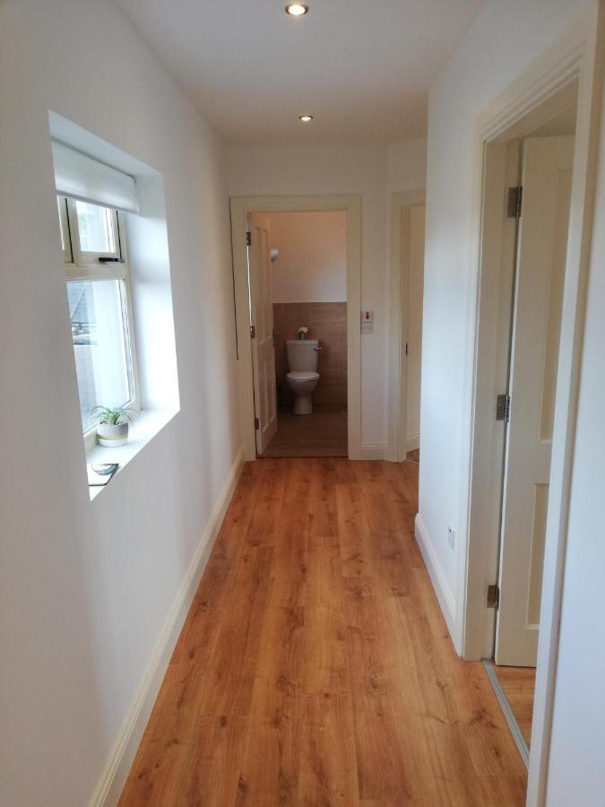 Mcgrath'S Bar & Accommodation Causeway Exteriör bild